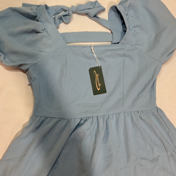 NWT Ofeefan Baby blue puff sleeves square neck tie in back with zipper medium - Picture 3 of 8